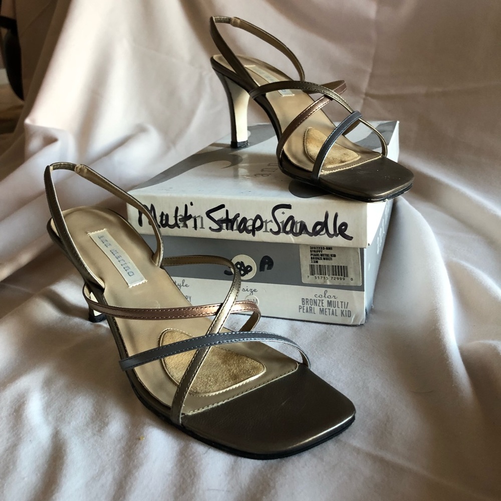 Heels - Picture 2 of 5